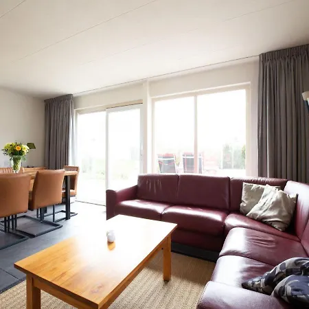 Holiday Home In De Koog Near Texel Beaches בית נופש *