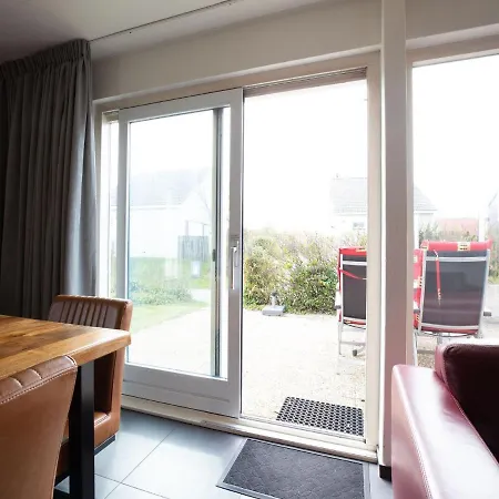 Appealing Holiday Home In De Koog With Sauna * De Koog (Texel)