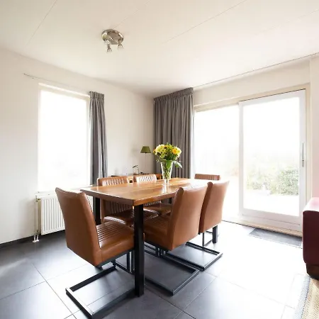 Holiday Home In De Koog Near Texel Beaches בית נופש